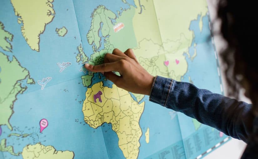 Flask-like “global” request context in Sanic (asyncio)